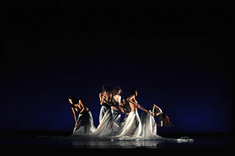 Image from performance of Sangre (Blood) by Olga Barrios